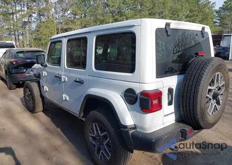 2025 Jeep Wrangler 4-Door Sahara 4X4 from USA, damaged, VIN 1C4PJXEN7SW587502